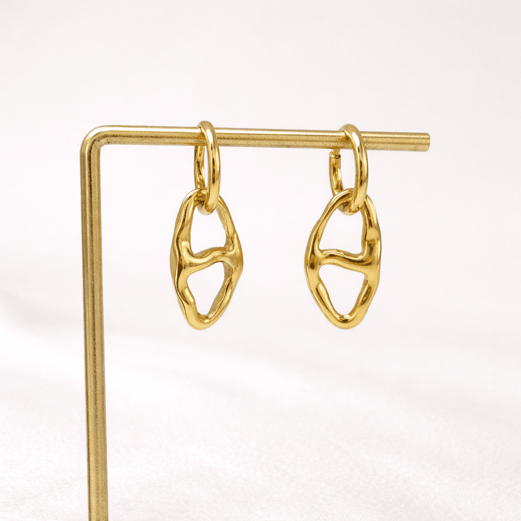 Boucles d’Oreilles Créoles avec Pendentif Ovale Martelé - Oboxe