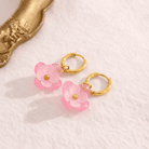 Boucles d’Oreilles Créoles Fleur Rose – Dorées - Oboxe