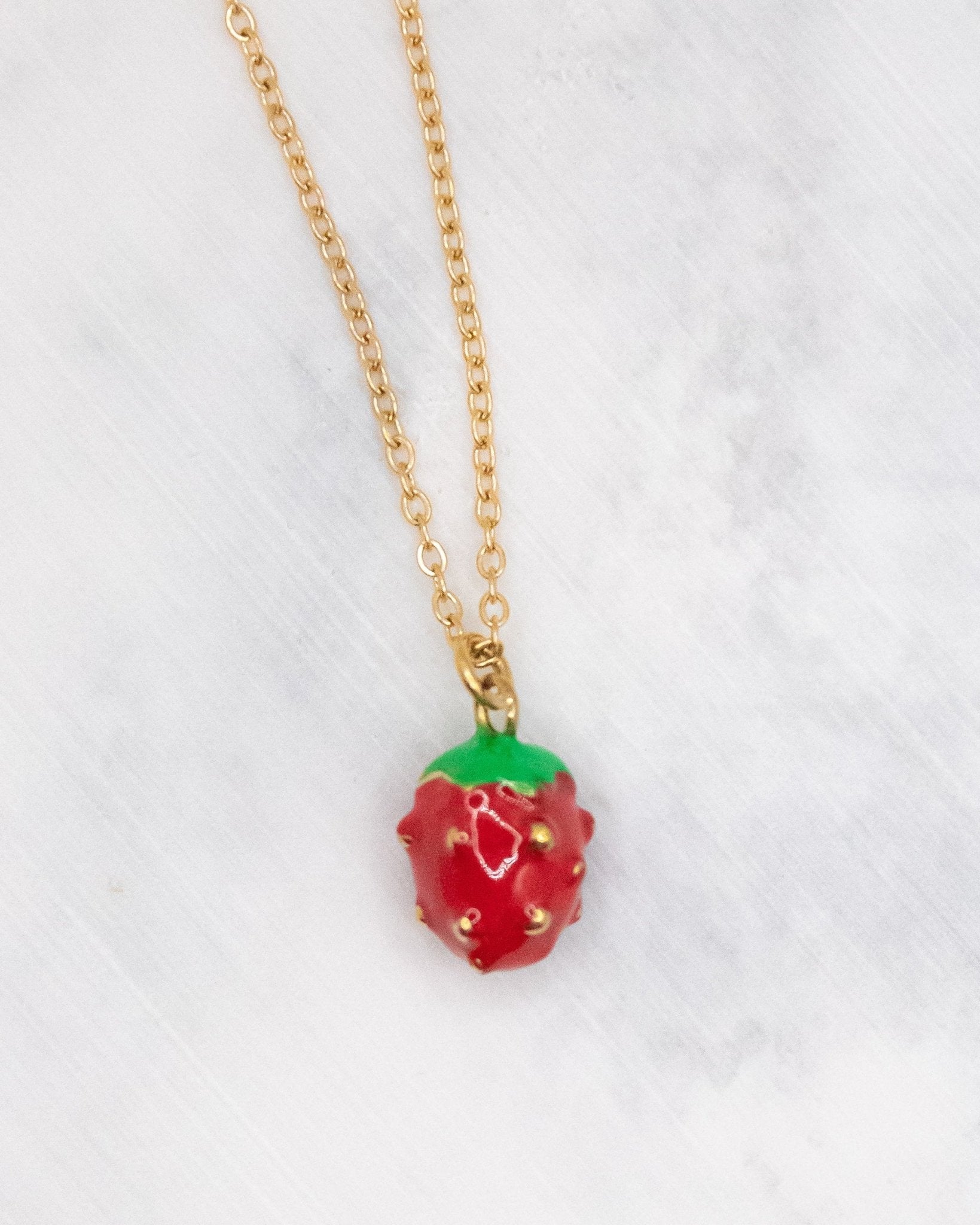 Collier Chaîne Fine Dorée – Fraise - Oboxe